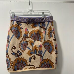 Elegant Floral Knit Mini Skirt